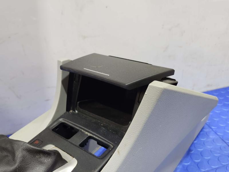 2016 Acura ILX Front Console