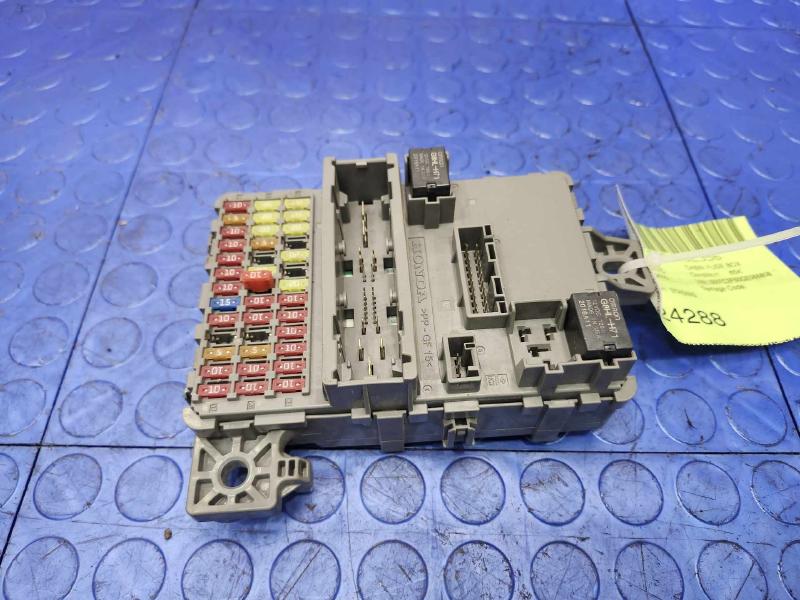 2016-2020 Honda Civic LX Cabin Fuse Box Relay Junction Block OEM 38200-TBA-A31