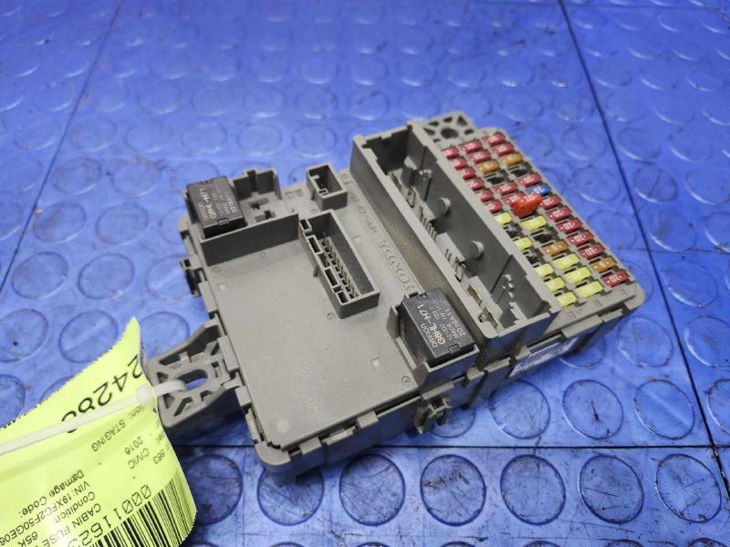 2016-2020 Honda Civic LX Cabin Fuse Box Relay Junction Block OEM 38200-TBA-A31