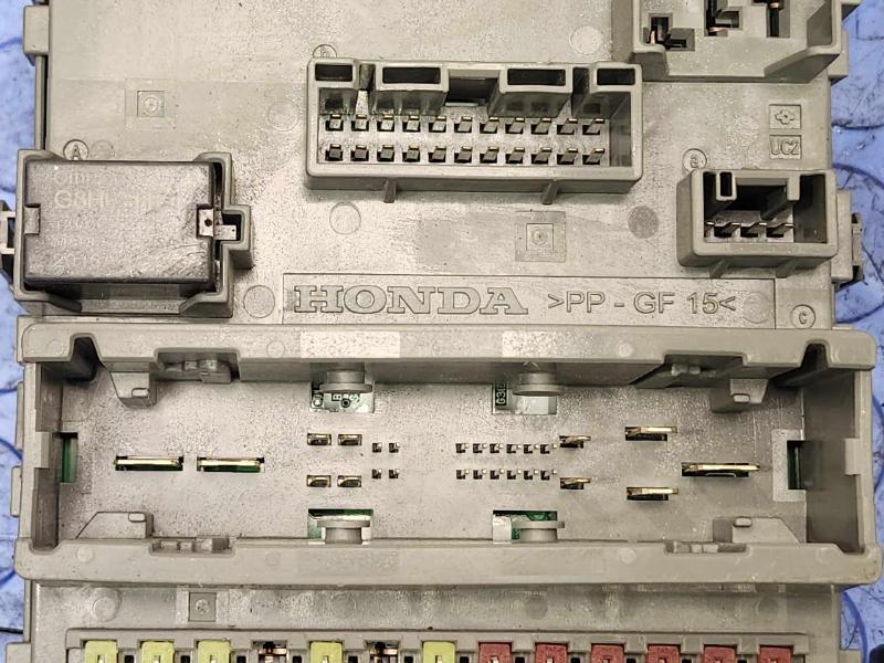 2016-2020 Honda Civic LX Cabin Fuse Box Relay Junction Block OEM 38200-TBA-A31