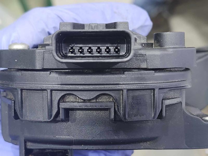 2014-2019 Nissan Rogue Accelerator Pedal Assembly Genuine OEM 180024BA0A