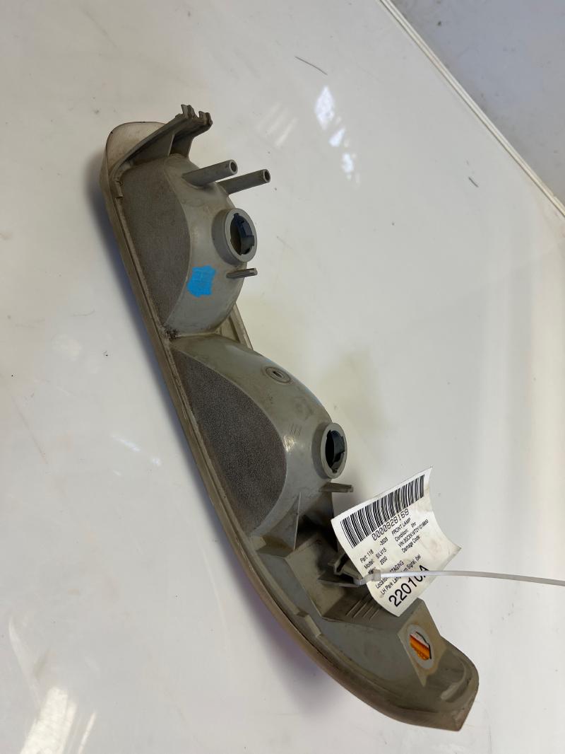 2000 Chevrolet Silverado 1500 Fog/Mark/Park/Turn Light/Lamp