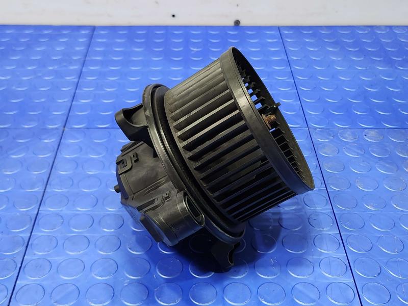 2016 Ford Transit 250 Blower Motor