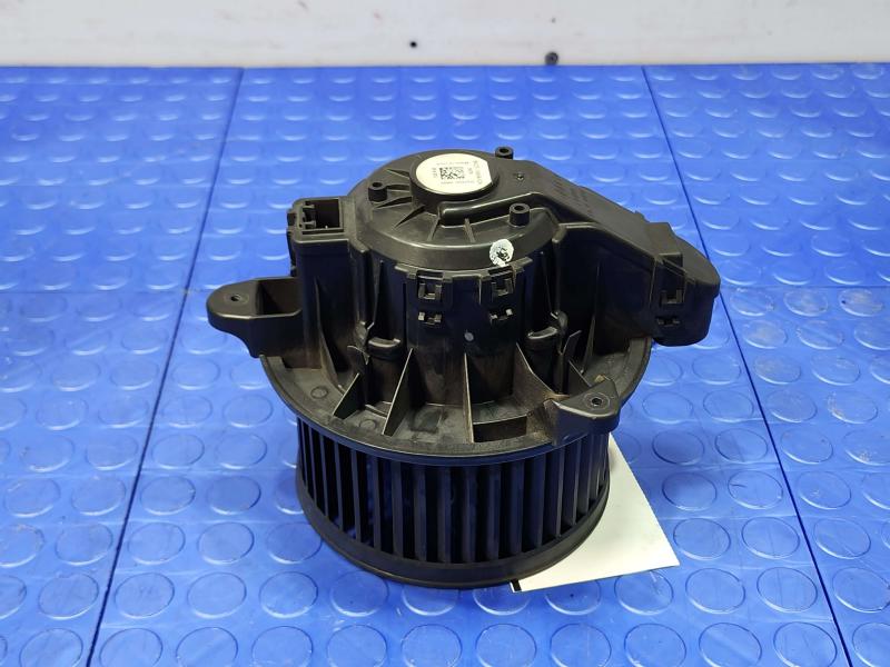 2016 Ford Transit 250 Blower Motor