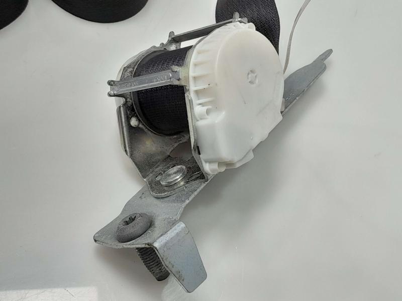2007 Ford Expedition Front Seat Belt