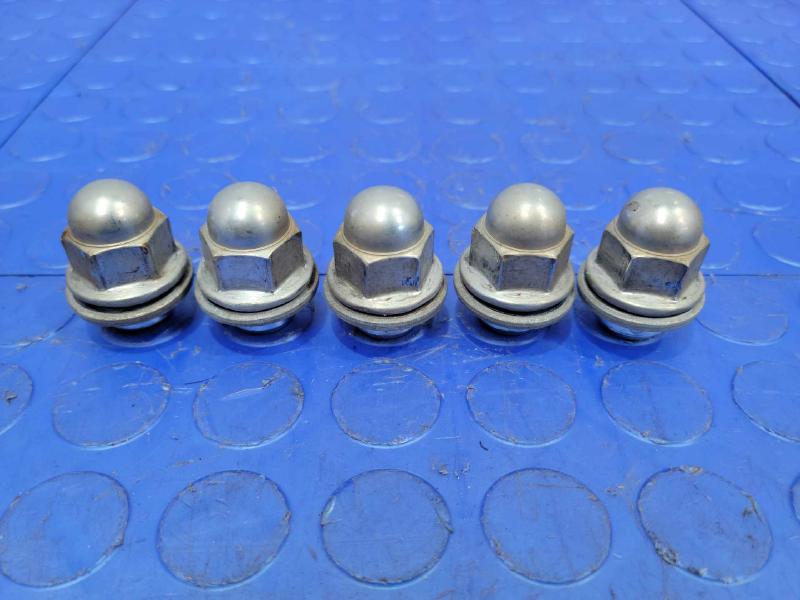 2016 Mitsubishi Lancer Lug Nuts