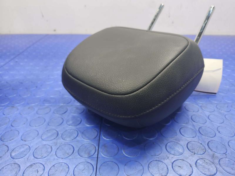 2018 Jeep Compass Headrest