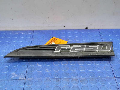 2013 Ford F-250 Super Duty Fender Moulding