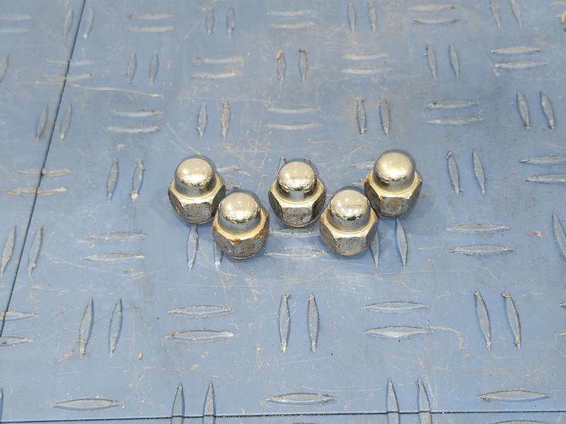 2021 Kia Forte Lug Nuts