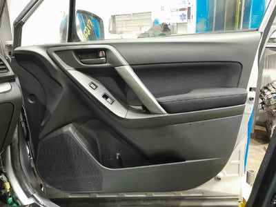 2014 Subaru Forester Front Door Trim Panel