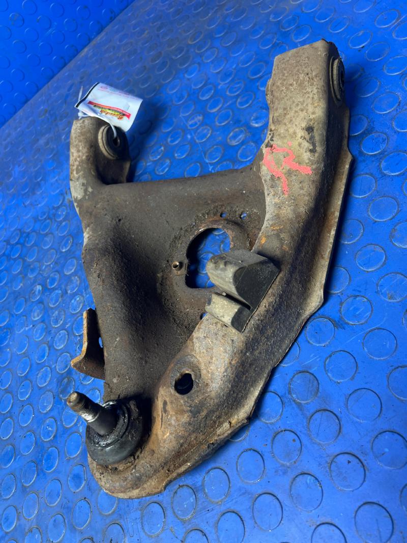 1991 Chevrolet S10 Lower Control Arm Front