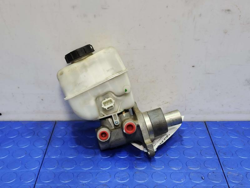 2014 Ford Mustang Master Cylinder