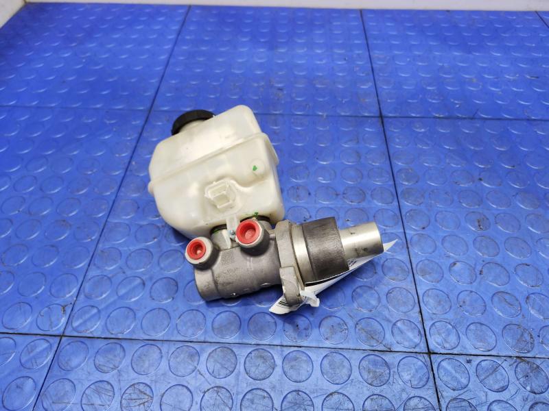 2014 Ford Mustang Master Cylinder