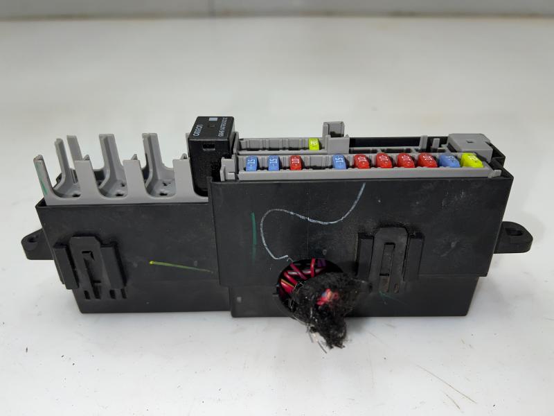2012 Chevrolet Volt Cabin Fuse Box