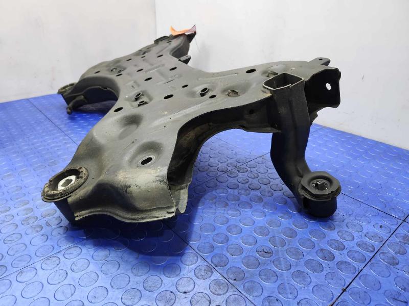 2016 Hyundai Tucson Crossmember/Cradle/Undercarria