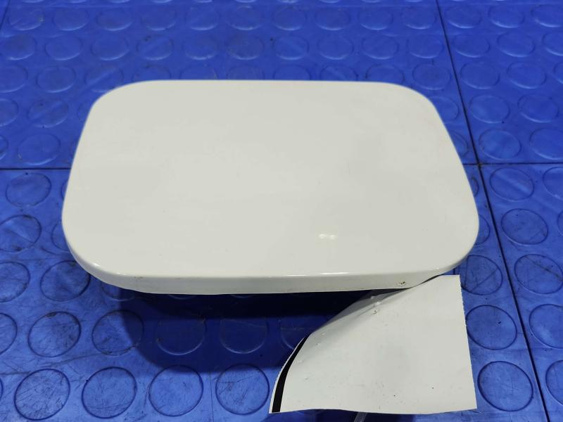 2011 Toyota Camry Fuel Tank Door