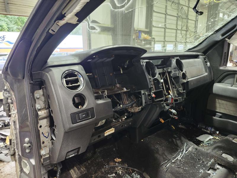 2011 Ford F-150 Dash Panel