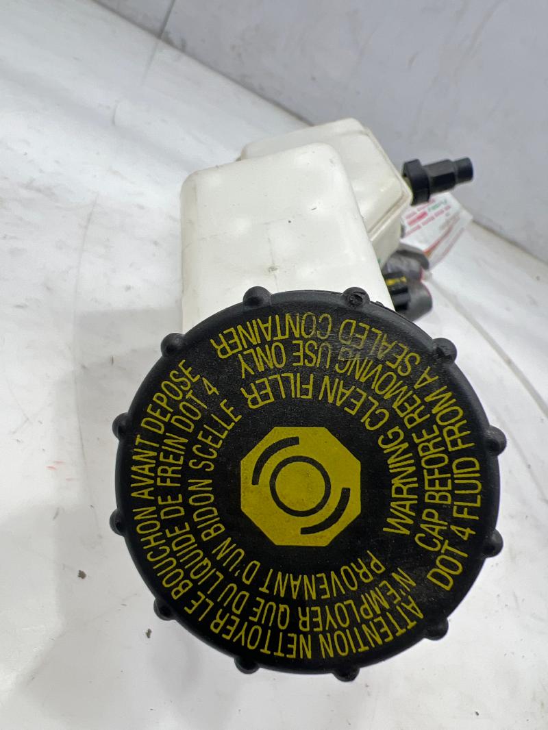 2018 - 2022 Ford Ecosport Brake Master Cylinder Assembly OEM GN1Z2140B