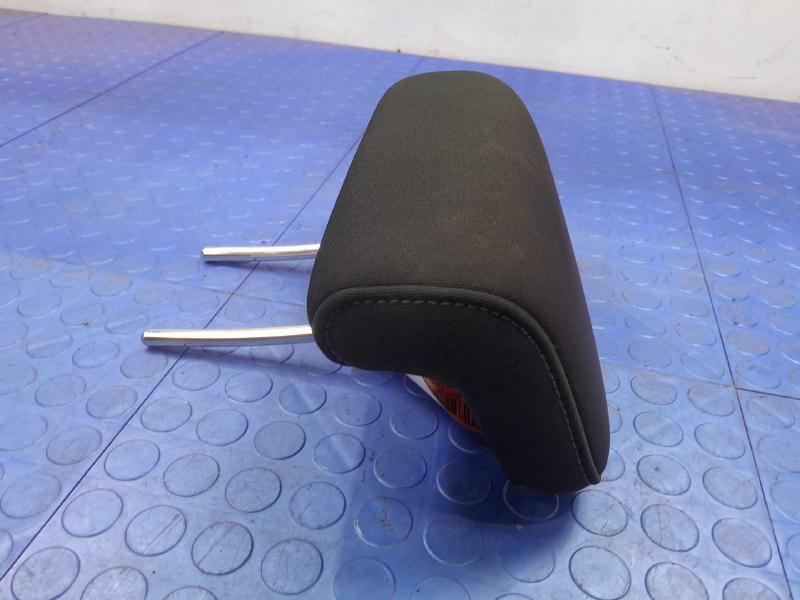 2016 Subaru Legacy Headrest