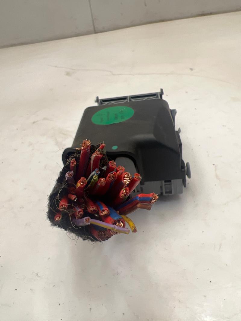 2015 Buick Verano Cabin Fuse Box