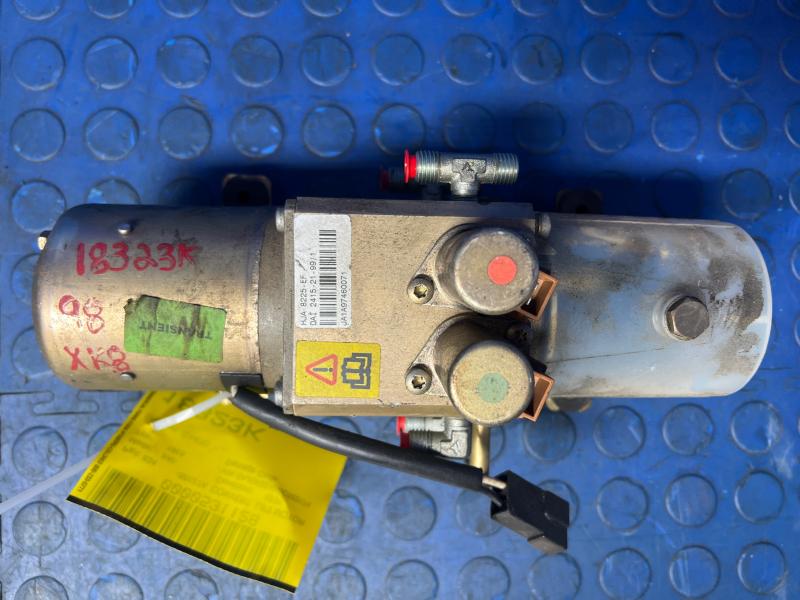 1998 Jaguar XK8 Convert. Lift Motor