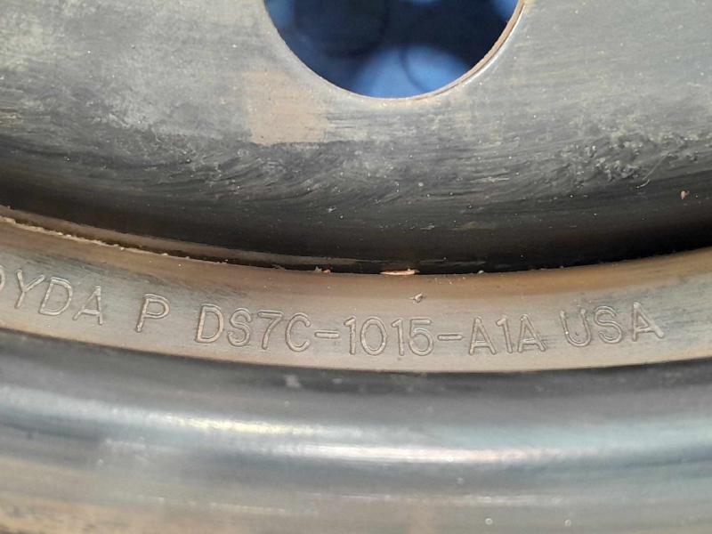 2013 Ford Fusion Wheel
