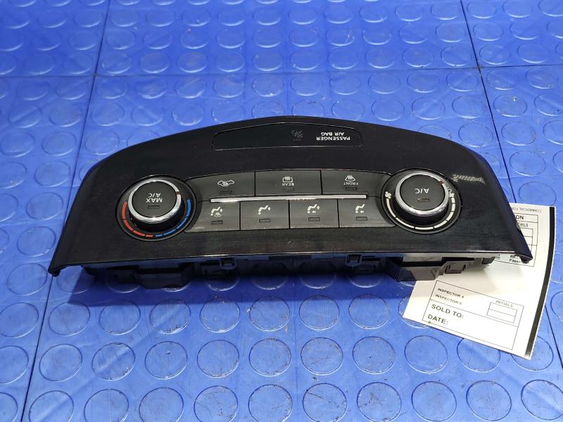 2016 Nissan Rogue Heater A/C Control
