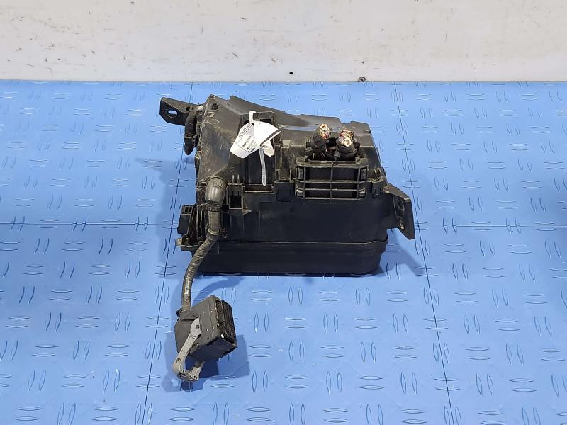 2017 Toyota Corolla Engine Fuse Box