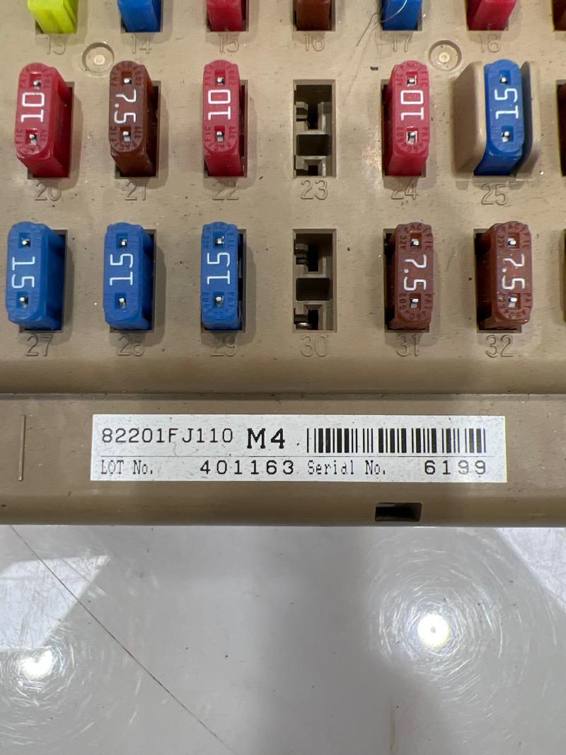 2014 Subaru Crosstrek Cabin Fuse Box