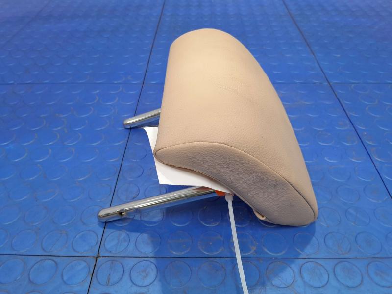 2018 Jaguar XE Headrest
