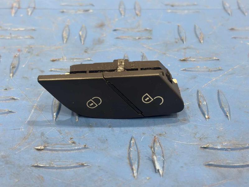 2010 Mercedes ML-Class Door Switch Front