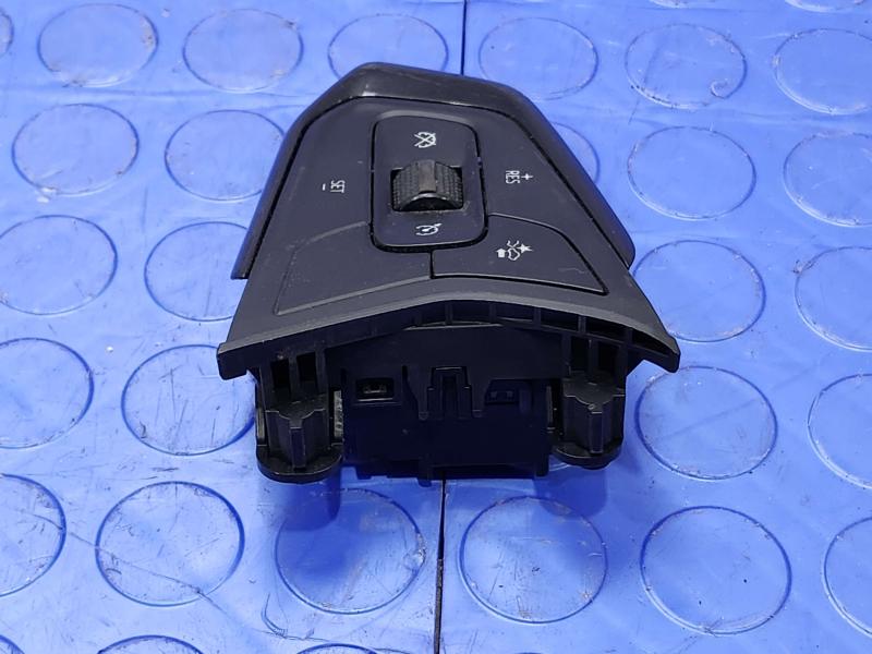2023 Chevrolet Trailblazer Combination Switch