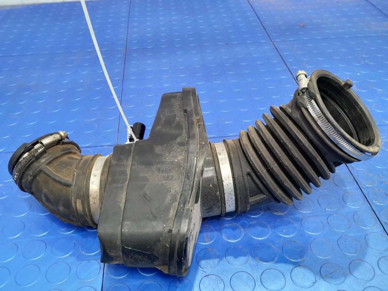 2019 GMC Terrain Air Intake Tube/Resonator