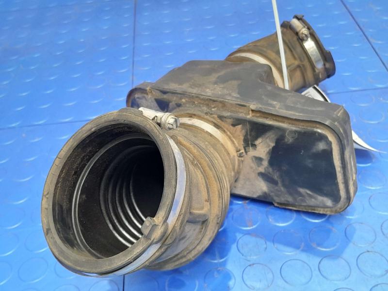 2019 GMC Terrain Air Intake Tube/Resonator