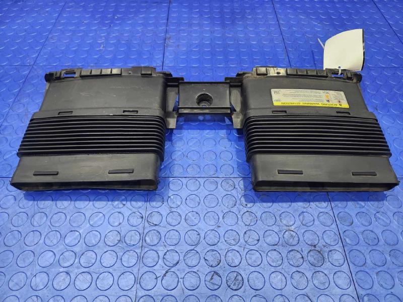 2017-2025 Audi Q7 Engine Air Intake Duct Genuine OEM Part 4M0129510D