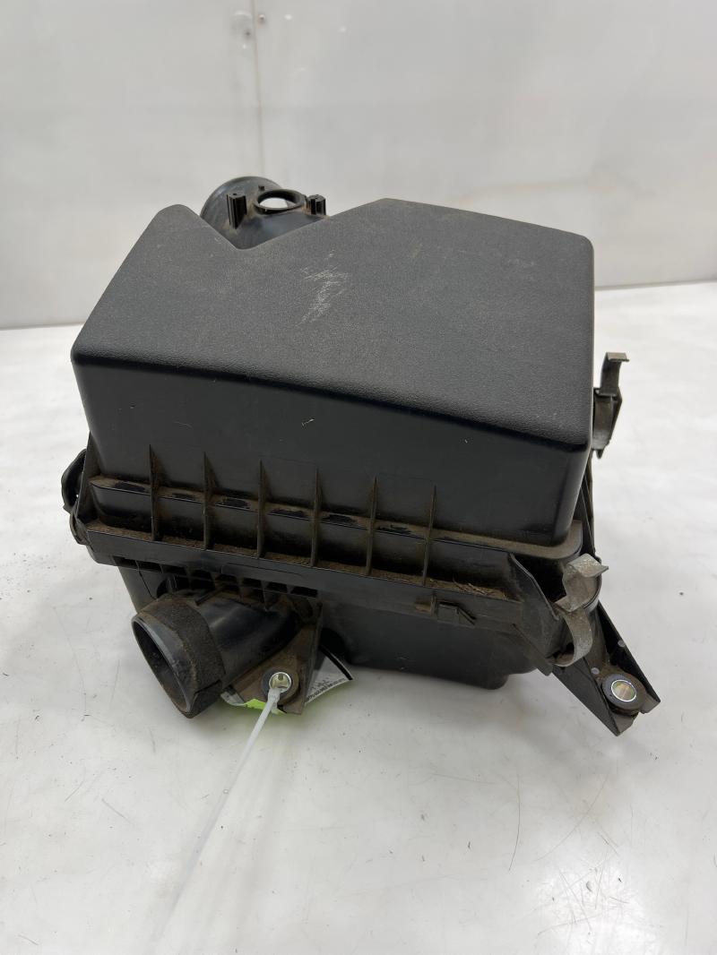 2013 Toyota Camry Air Cleaner