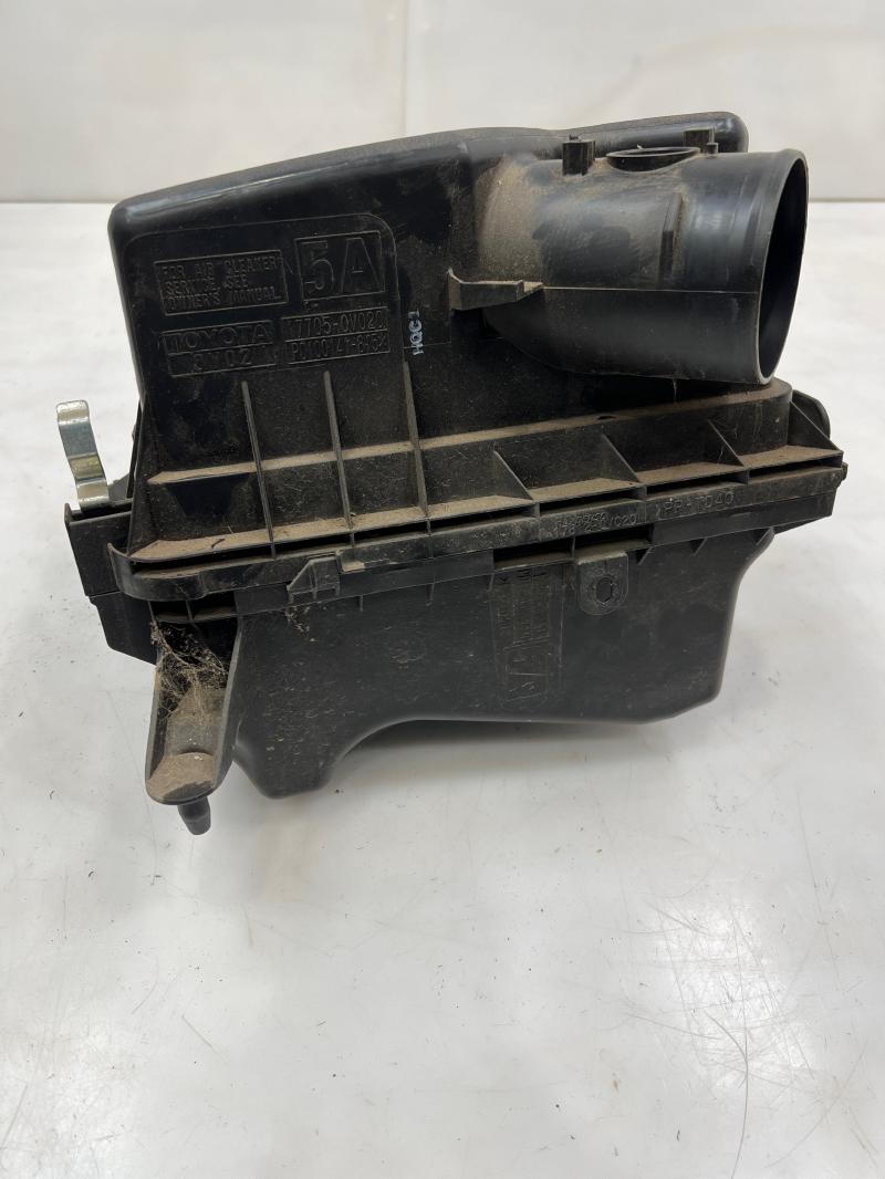 2013 Toyota Camry Air Cleaner