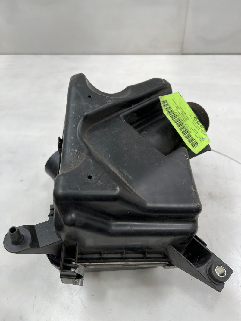 2013 Toyota Camry Air Cleaner