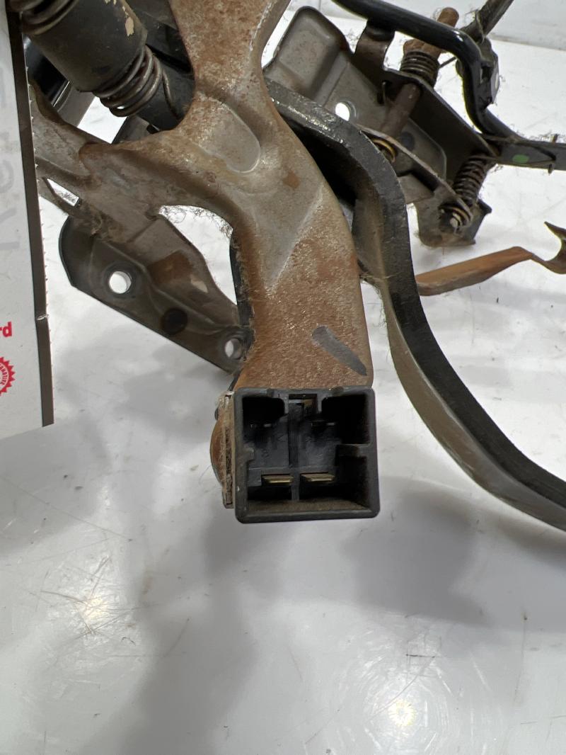 1997 - 2001 Honda CR-V Accelerator Pedal Assembly OEM 17800-S10-A71