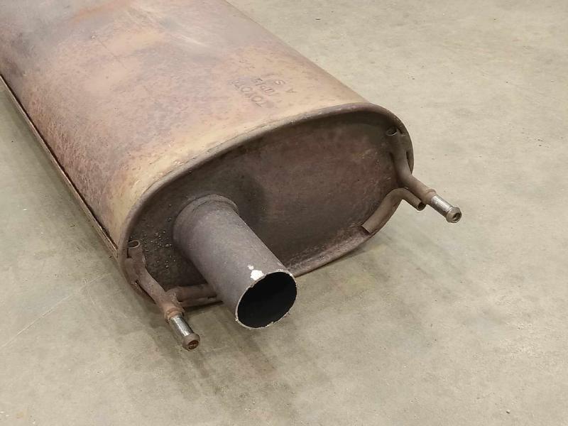 2008-2011 Toyota Highlander 3.5L Center Intermediate Exhaust Muffler OEM 174200P150