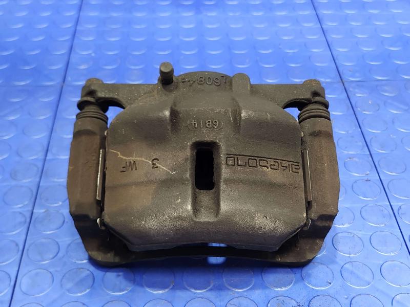 2016 Nissan Rogue Caliper