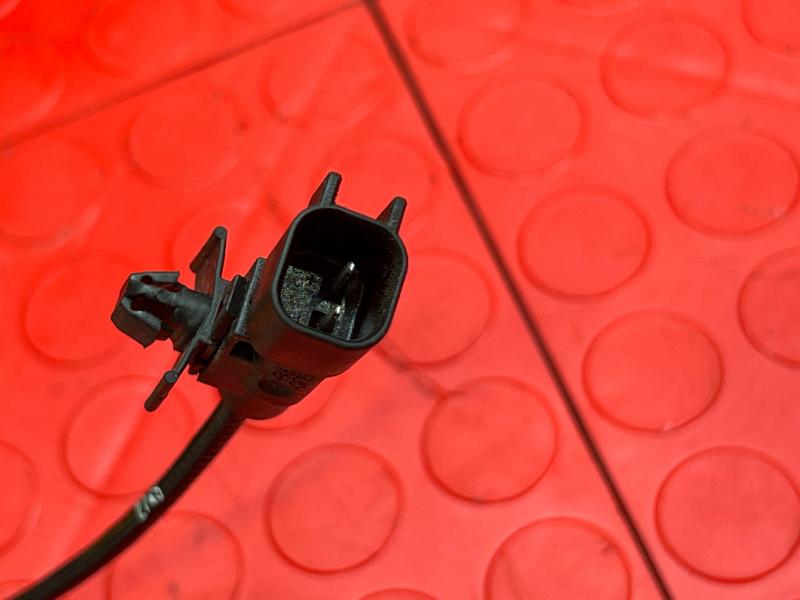 2016 Chevrolet Volt Spindle Knuckle Front