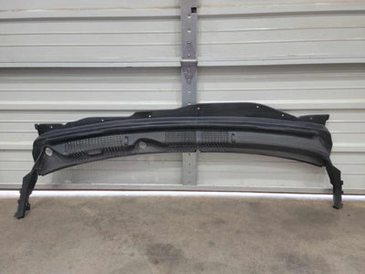 2008-2010 Saturn Vue Cowl Panel Cover Grille Air Inlets Set of Two OEM 20757612 96623292