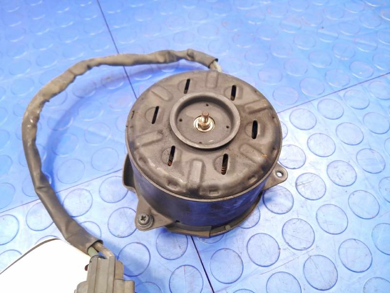 2013-2014 Cadillac ATS Engine Radiator Cooling Fan Motor Genuine OEM 22801056