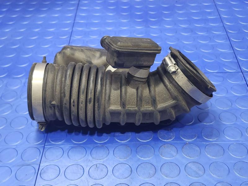2013 Infiniti FX35 Air Intake Tube/Resonator