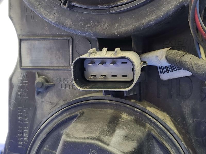 2017 Chevrolet Silverado 2500 Headlamp Assembly