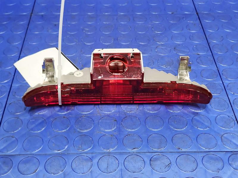 2013 Honda Civic 3Rd Brake Light Avoidance Lamp