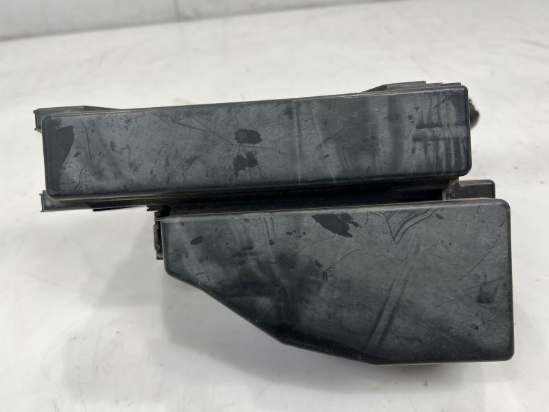 2013 Nissan Altima Engine Fuse Box