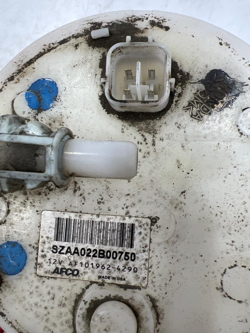2009 - 2015 Honda Pilot Fuel Pump Assembly OEM 17045SZAA00