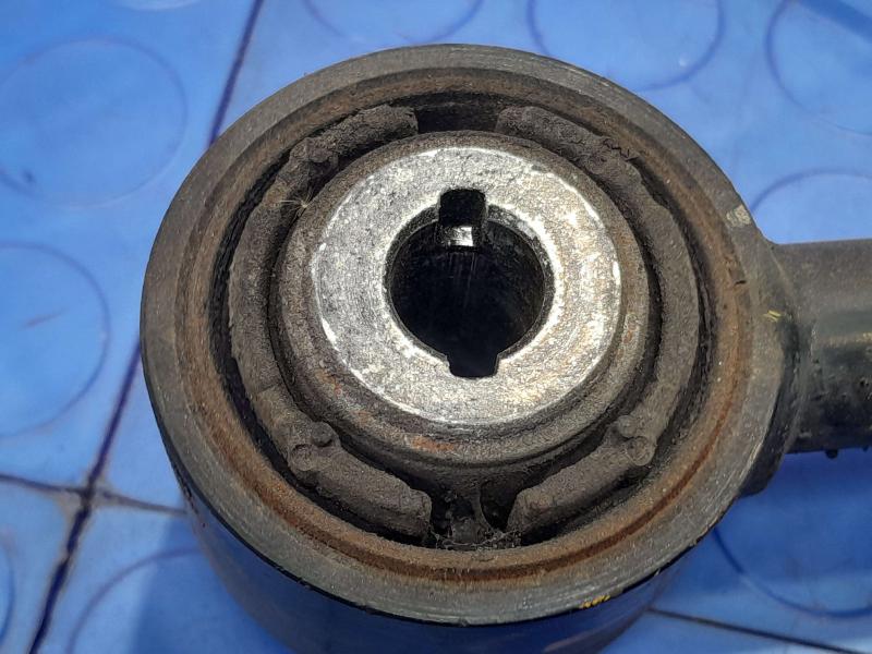 2013 Ford Fusion Lower Control Arm Rr